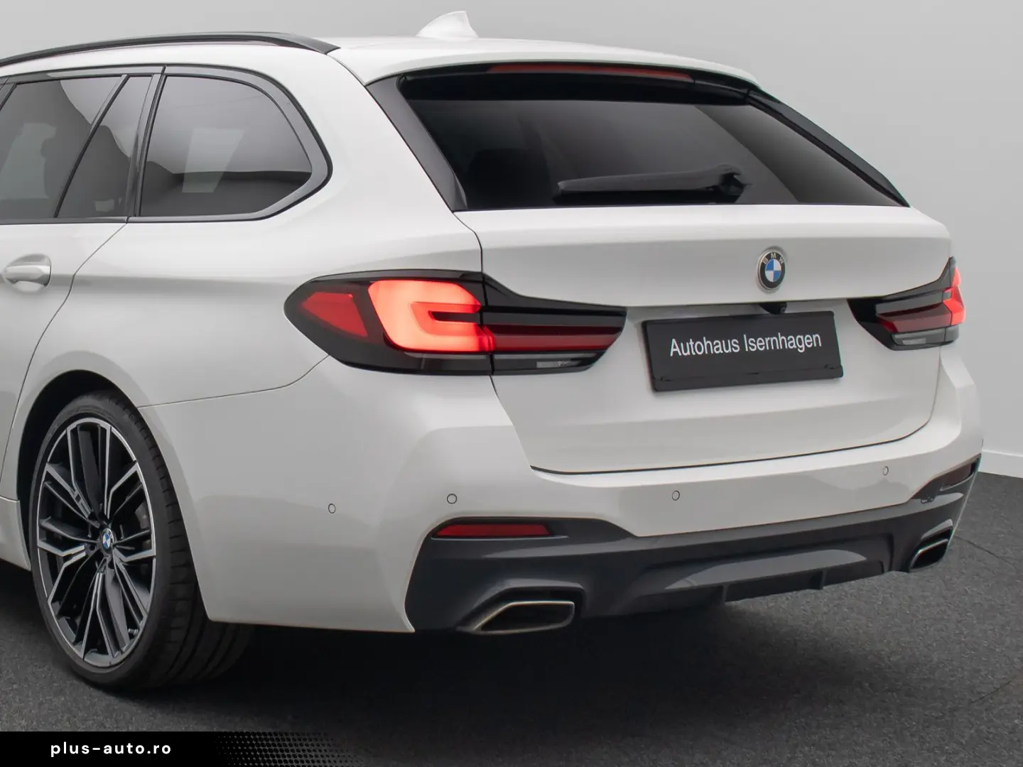 BMW 530d xD M Sport Panorama Kamera Laser HUD HiFi