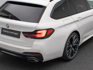 BMW 530d xD M Sport Panorama Kamera Laser HUD HiFi