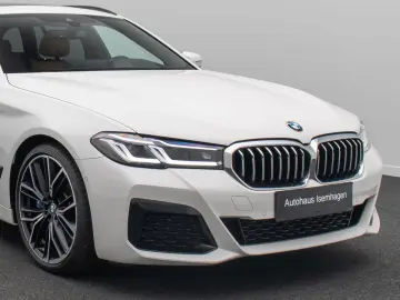 BMW 530d xD M Sport Panorama Kamera Laser HUD HiFi