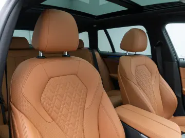 BMW 530d xD M Sport Panorama Kamera Laser HUD HiFi