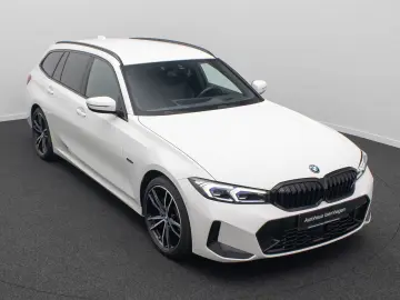 BMW 330e M Sport HUD H K DAB Kamera Alarm AHK 19Zoll