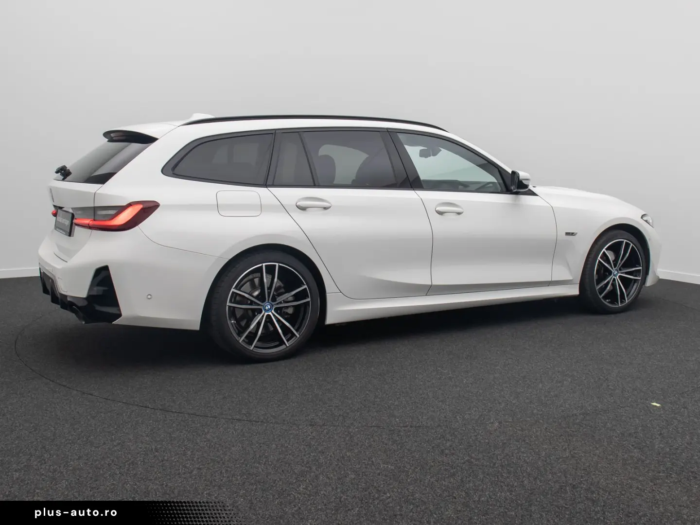 BMW 330e M Sport HUD H K DAB Kamera Alarm AHK 19Zoll