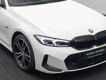 BMW 330e M Sport HUD H K DAB Kamera Alarm AHK 19Zoll