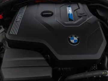 BMW 330e M Sport HUD H K DAB Kamera Alarm AHK 19Zoll