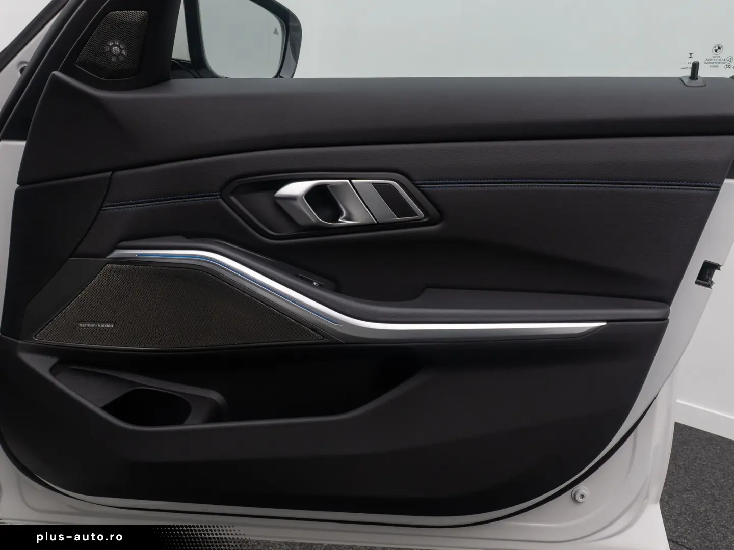 BMW 330e M Sport HUD H K DAB Kamera Alarm AHK 19Zoll