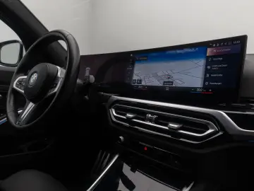 BMW 330e M Sport HUD H K DAB Kamera Alarm AHK 19Zoll