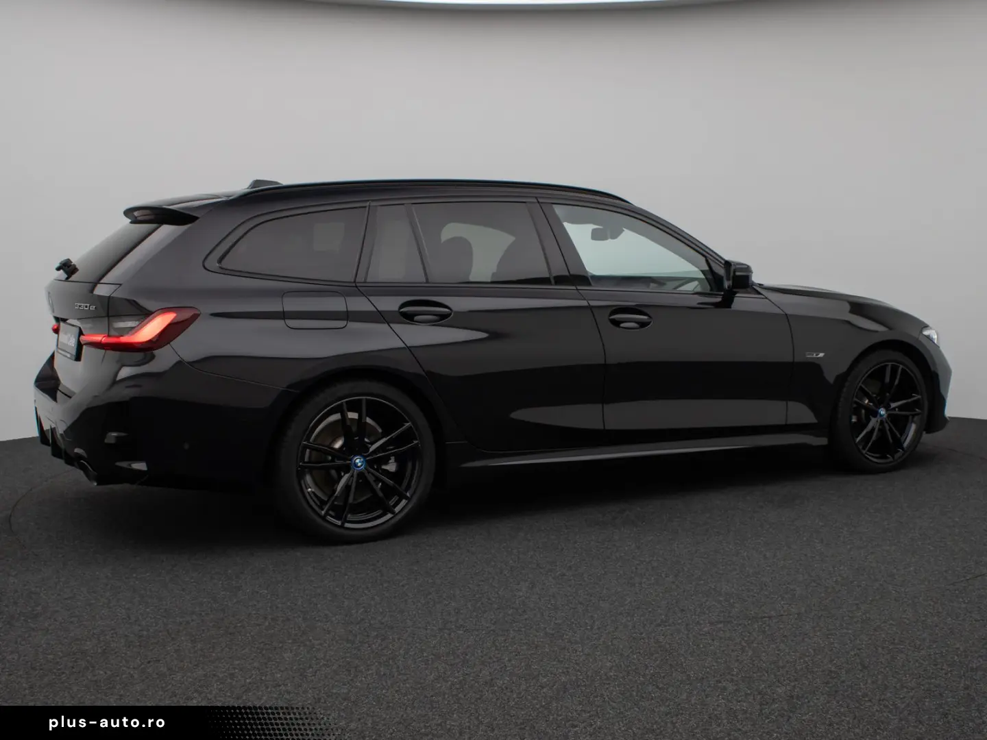 BMW 330e M Sport Kamera DAB H K DrivA Stop&Go 19Zoll