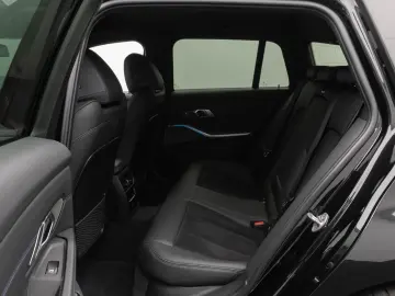 BMW 330e M Sport Kamera DAB H K DrivA Stop&Go 19Zoll