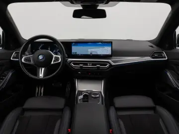 BMW 330e M Sport Kamera DAB H K DrivA Stop&Go 19Zoll