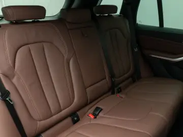 BMW X5 xD30d M Sport Kamera HUD DAB HiFi AHK Alarm