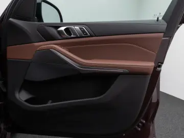 BMW X5 xD30d M Sport Kamera HUD DAB HiFi AHK Alarm