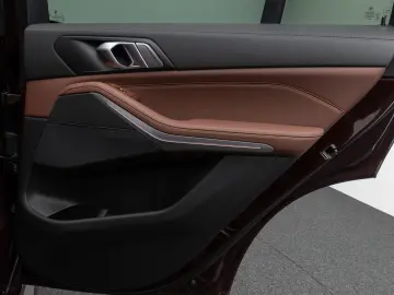 BMW X5 xD30d M Sport Kamera HUD DAB HiFi AHK Alarm