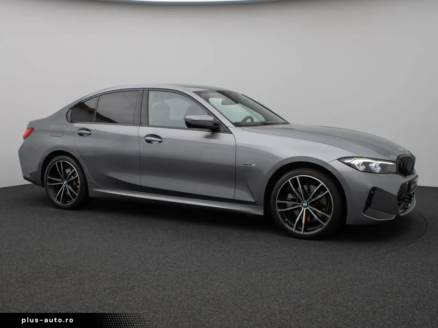 BMW 330e M Sport Kamera HUD DAB H K DrivAssis 19Zoll