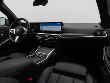 BMW 330e M Sport Kamera HUD DAB H K DrivAssis 19Zoll