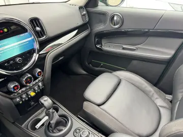 MINI Cooper SE Countryman ALL4