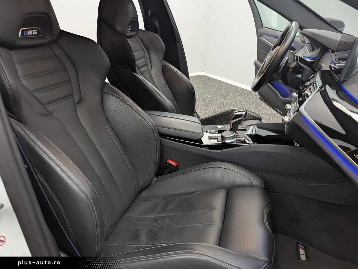 BMW M5 Competition CARBONDACH U-FREI DEUTSCH SITZKLI