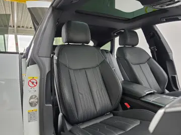 AUDI A7 Sportback 40 TDI quattro S Line Optik Schwarz