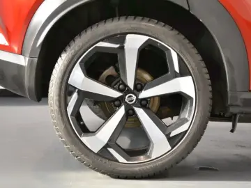 NISSAN JUKE DIG-T 113CP DCT Tekna