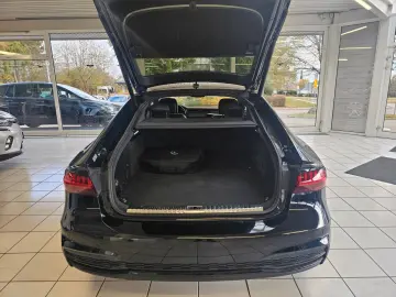 AUDI A7 Sportback 55 TFSIe quattro S-Line HD-MATRIX