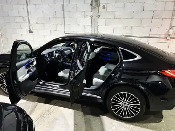 MERCEDES-BENZ GLC 300 d Cp.4M  AMG