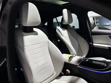 MERCEDES-BENZ GLC 300 d Cp.4M  AMG