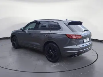 VW Touareg 3.0 V6 TDI 4Motion tiptronic R Line