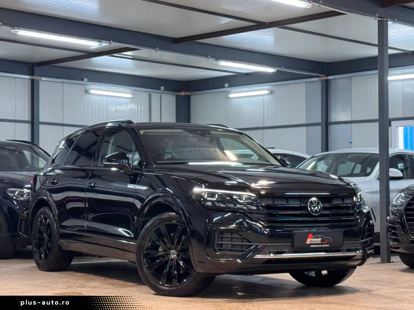 VW Touareg 4M R LINE DYN VIR AHK MTRX BLACK STHZ