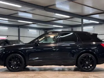 VW Touareg 4M R LINE DYN VIR AHK MTRX BLACK STHZ