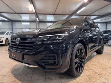 VW Touareg 4M R LINE DYN VIR AHK MTRX BLACK STHZ
