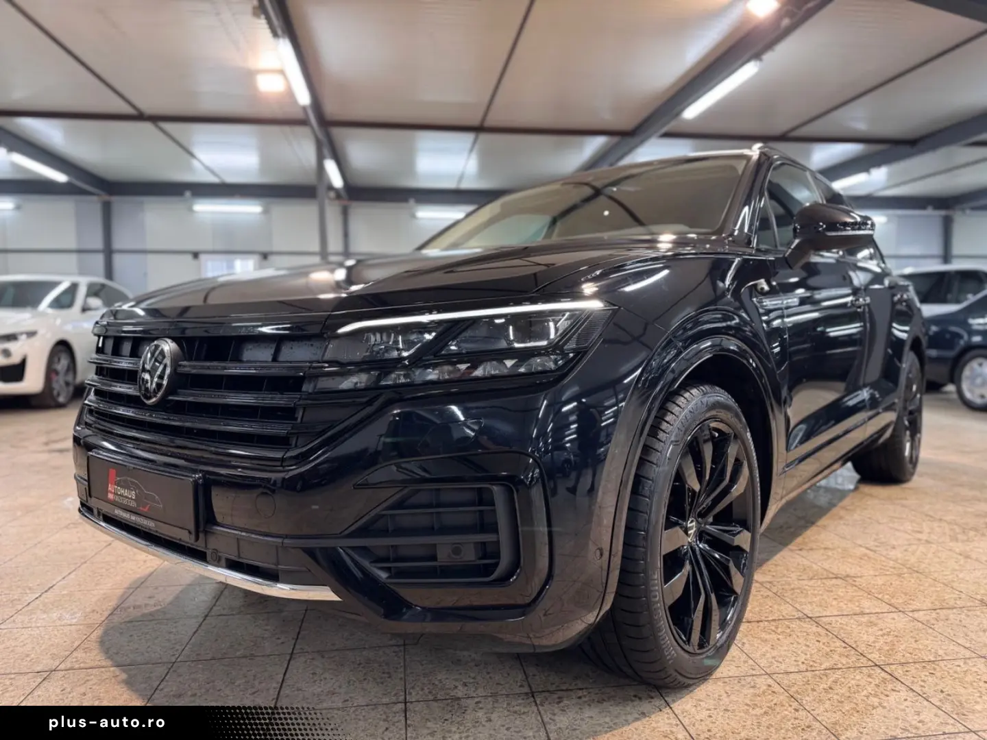 VW Touareg 4M R LINE DYN VIR AHK MTRX BLACK STHZ