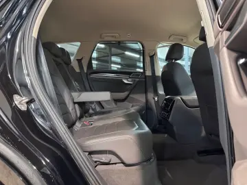 VW Touareg 4M R LINE DYN VIR AHK MTRX BLACK STHZ