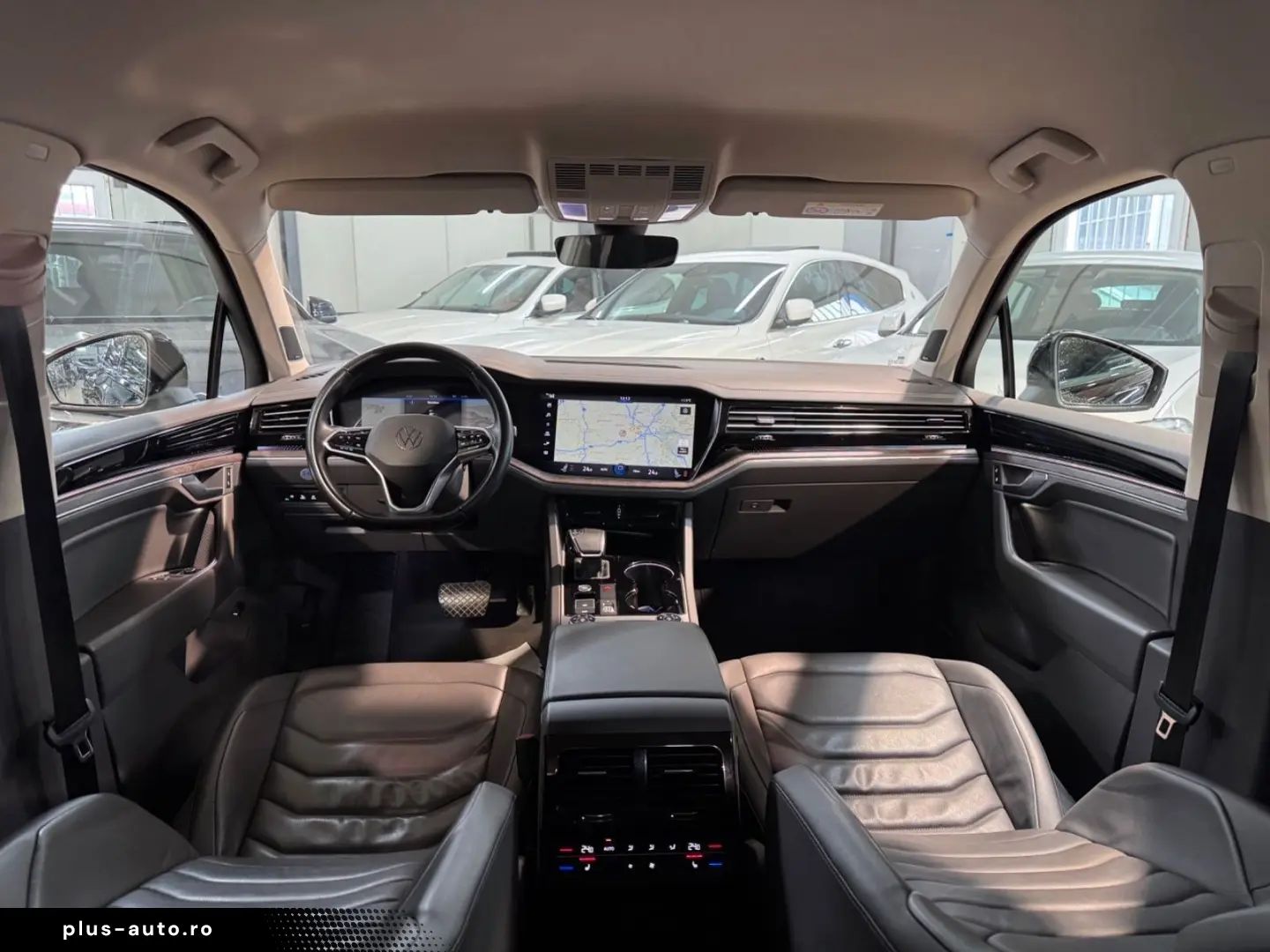 VW Touareg 4M R LINE DYN VIR AHK MTRX BLACK STHZ