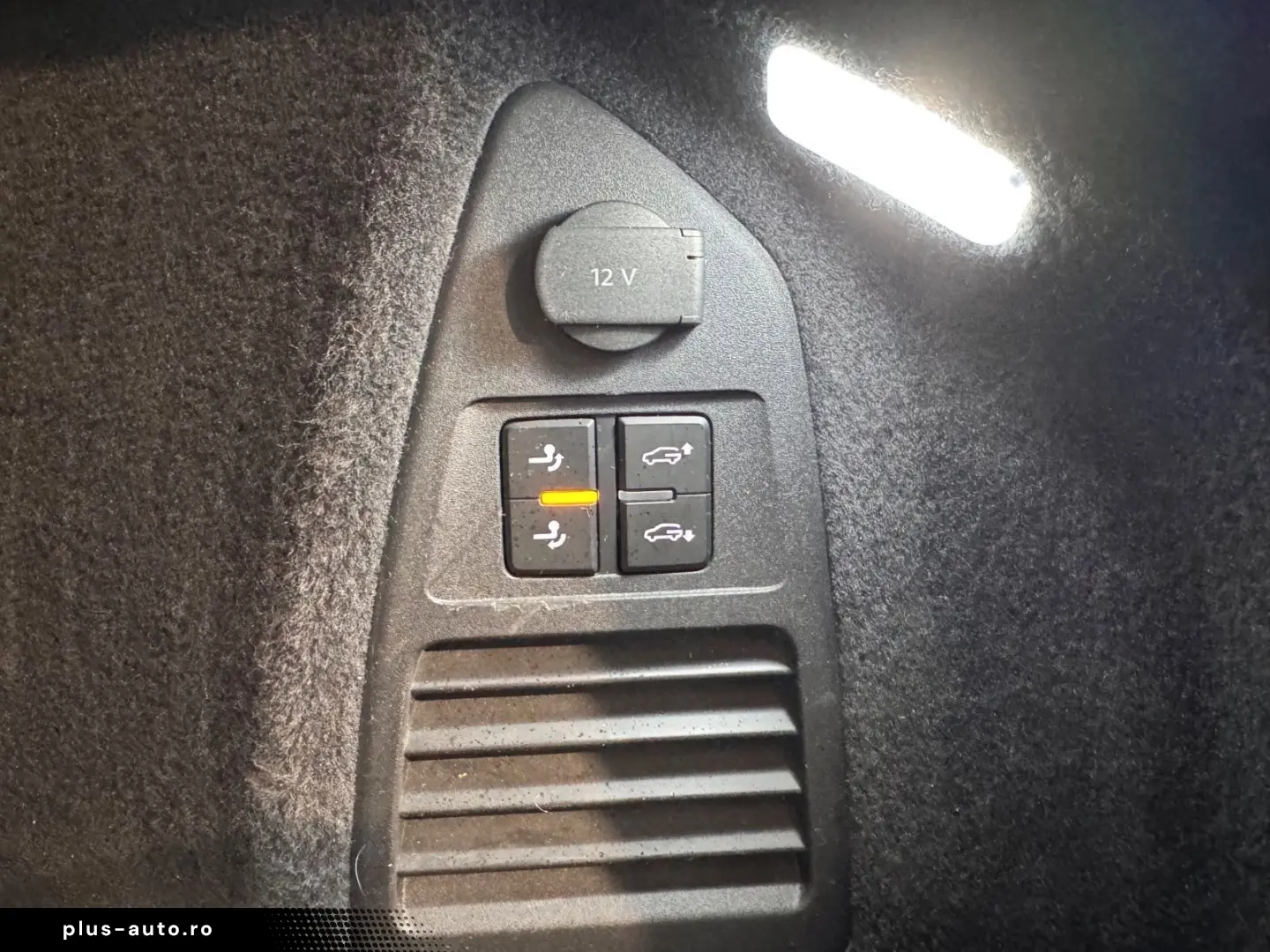 VW Touareg 4M R LINE DYN VIR AHK MTRX BLACK STHZ