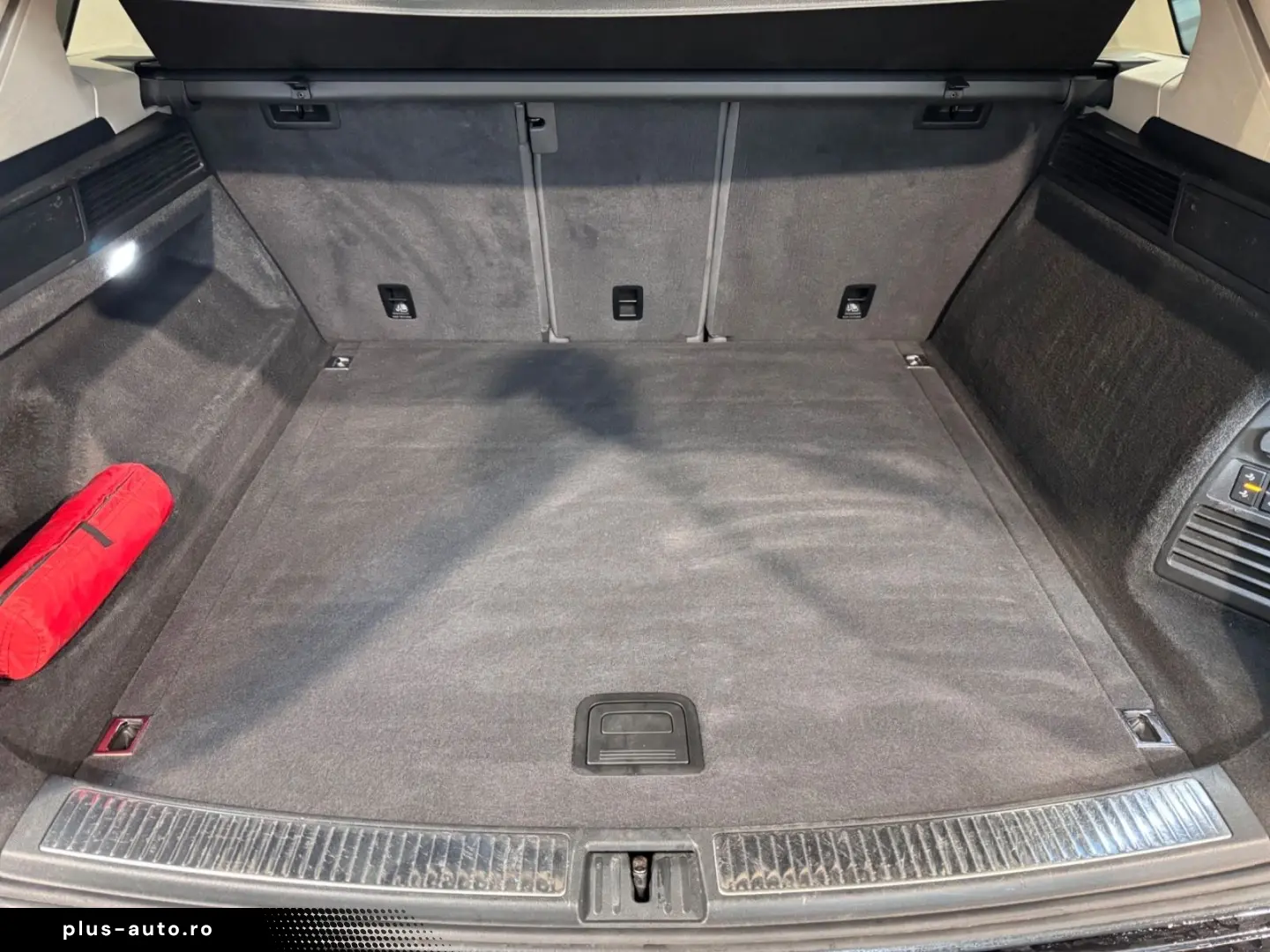 VW Touareg 4M R LINE DYN VIR AHK MTRX BLACK STHZ