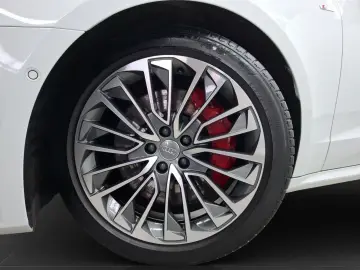 AUDI A7 Sportback 55 TFSIe Q S LINE BuO AHK PANO HuD