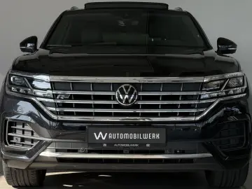 VW Touareg R-Line 4M  PANO  LUFT  HUD  MATRIX  AHK