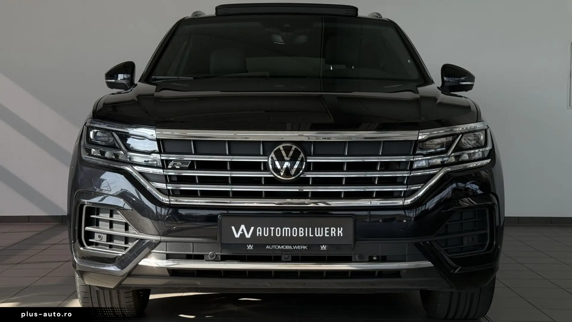 VW Touareg R-Line 4M  PANO  LUFT  HUD  MATRIX  AHK