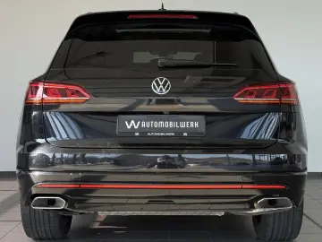 VW Touareg R-Line 4M  PANO  LUFT  HUD  MATRIX  AHK