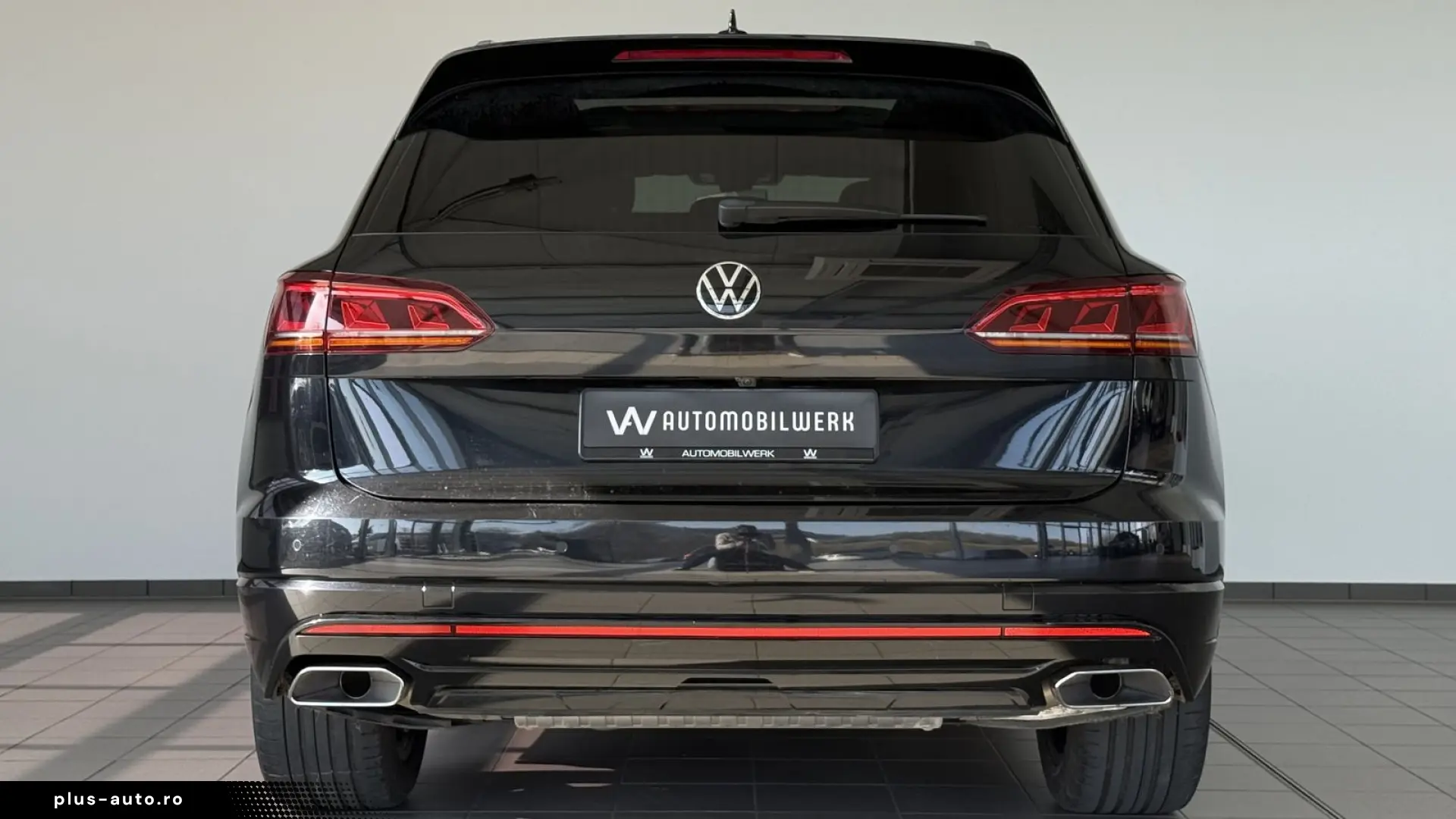 VW Touareg R-Line 4M  PANO  LUFT  HUD  MATRIX  AHK