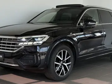 VW Touareg R-Line 4M  PANO  LUFT  HUD  MATRIX  AHK