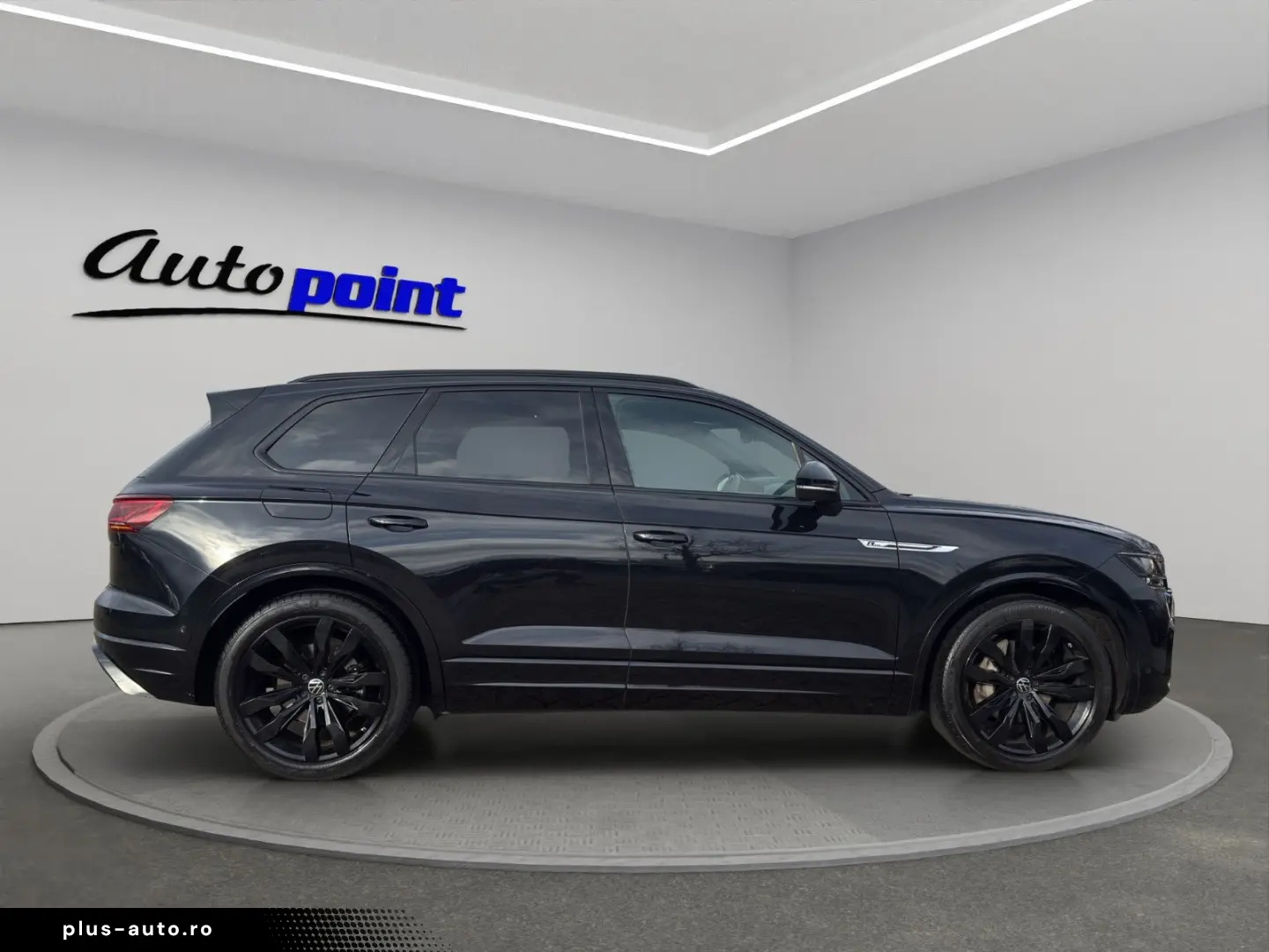 VW Touareg 3.0 TDI R-Line Black  MATRIX LUFT 21