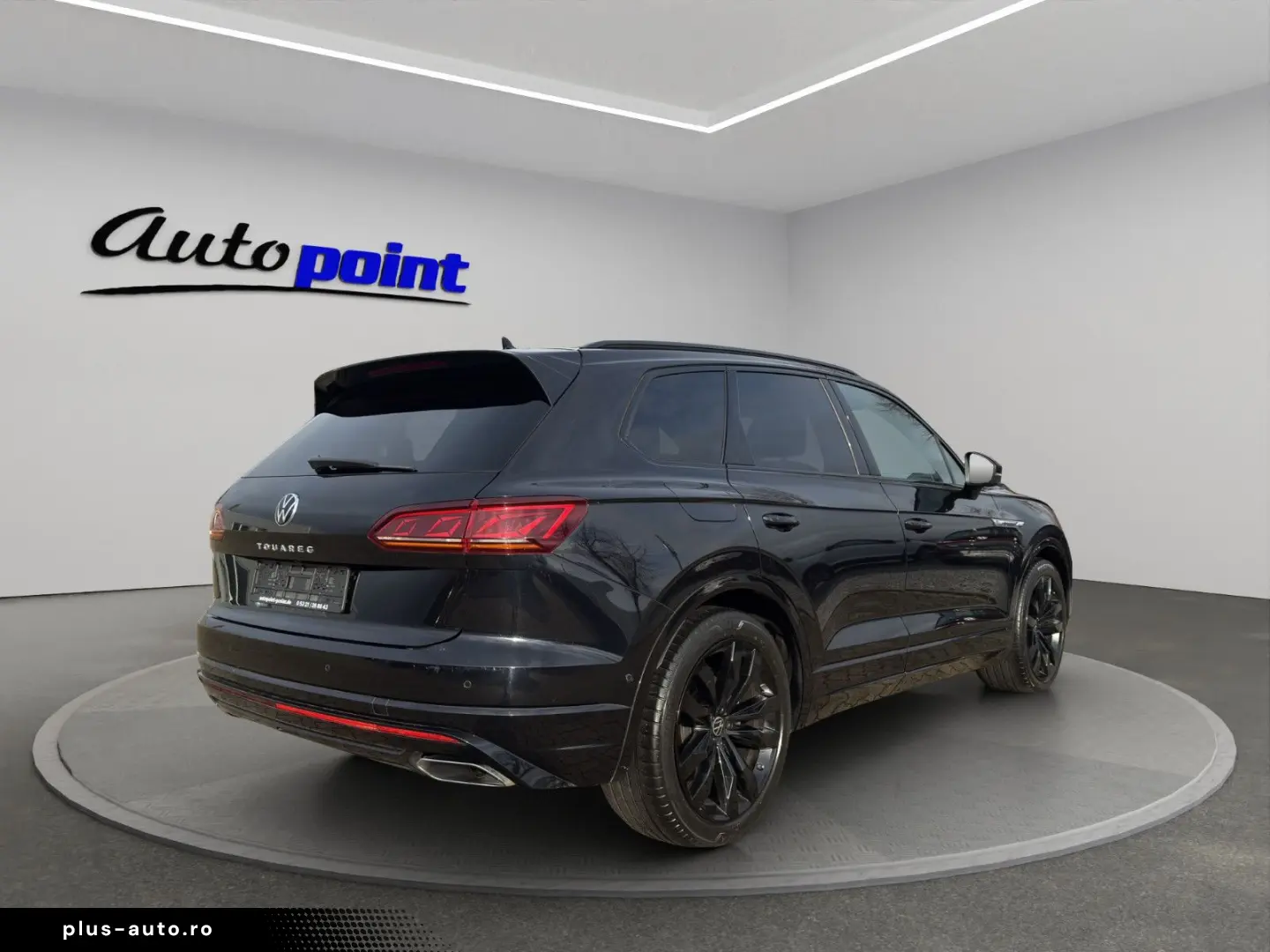 VW Touareg 3.0 TDI R-Line Black  MATRIX LUFT 21