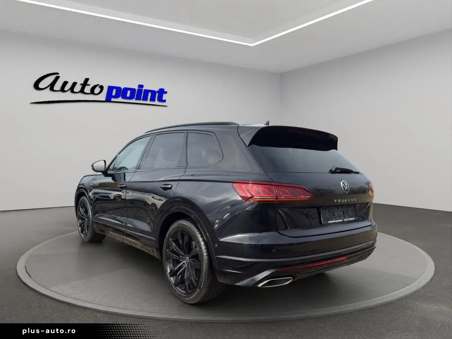 VW Touareg 3.0 TDI R-Line Black  MATRIX LUFT 21