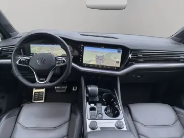 VW Touareg 3.0 TDI R-Line Black  MATRIX LUFT 21