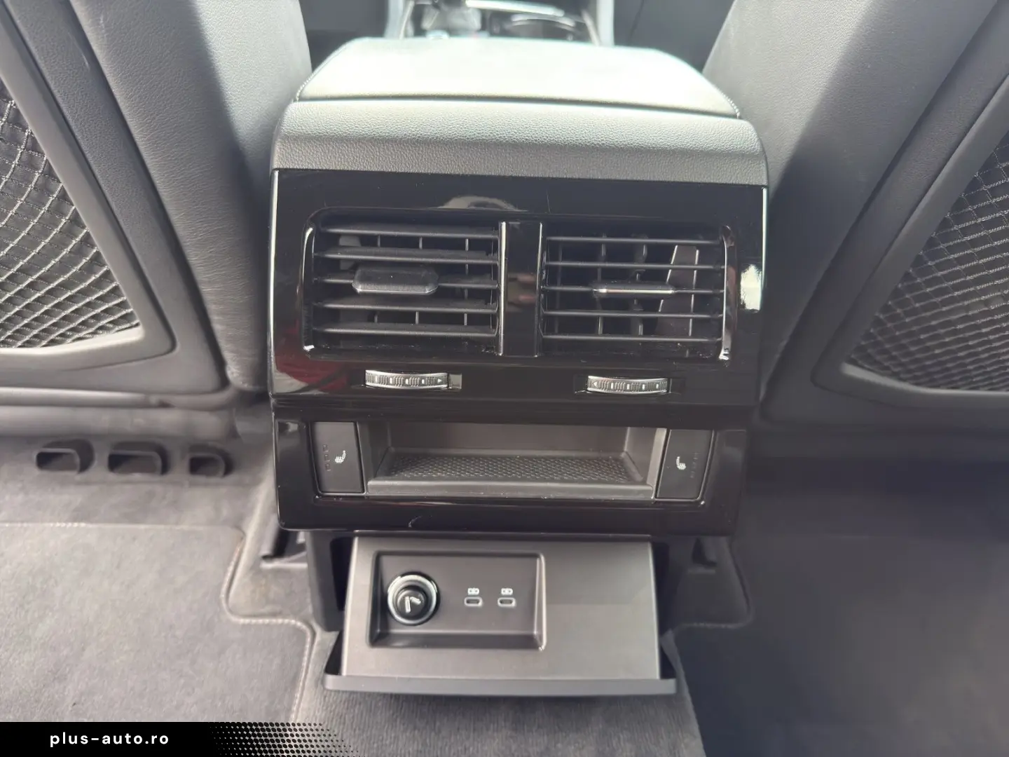 VW Touareg 3.0 TDI R-Line Black  MATRIX LUFT 21