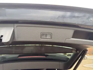 VW Touareg 3.0 TDI R-Line Black  MATRIX LUFT 21