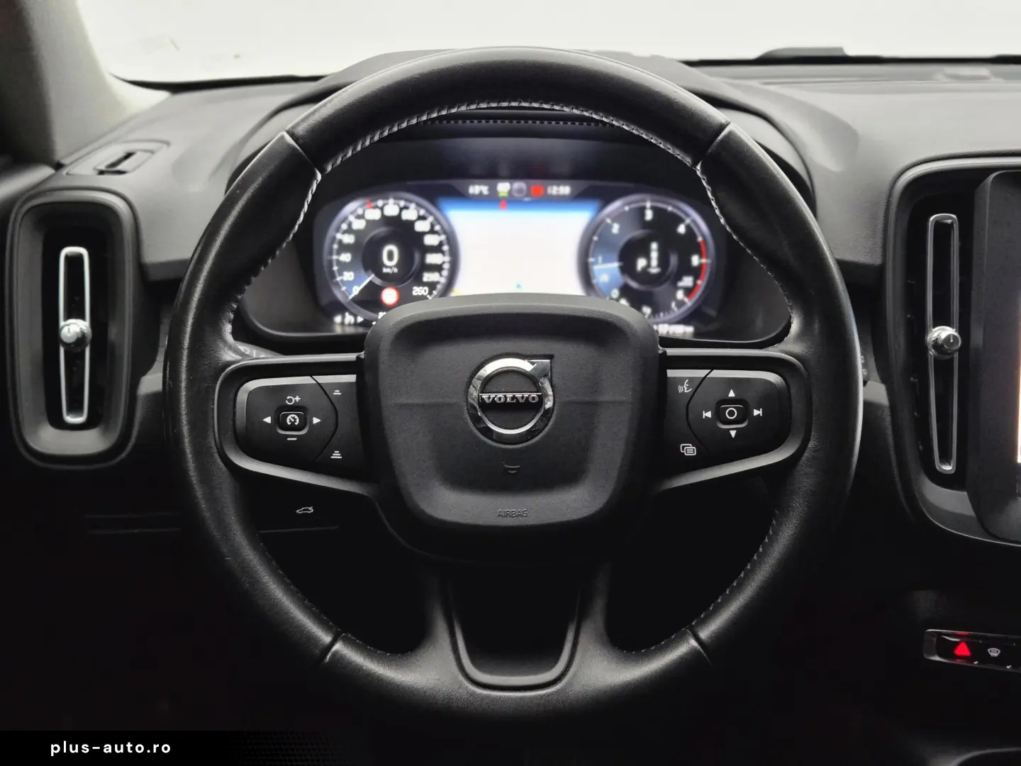 Volvo XC40 4x4 2.0 Diesel 150CP