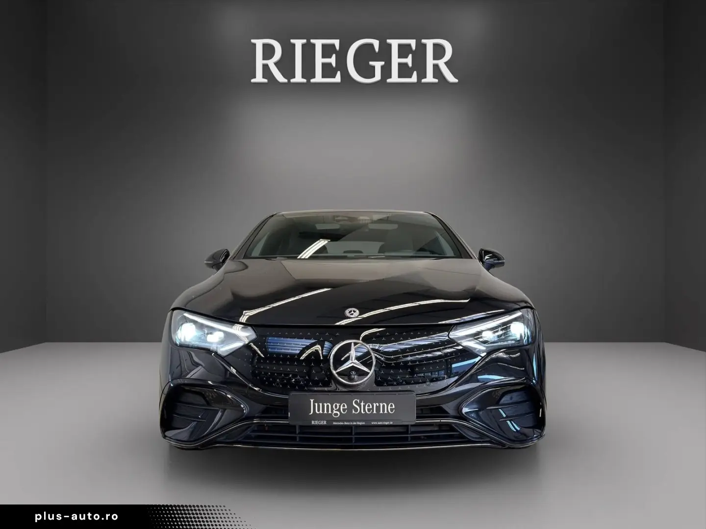 MERCEDES-BENZ EQE 300 AMG Pano HUD Airmatic AHK NIGH&hellip;