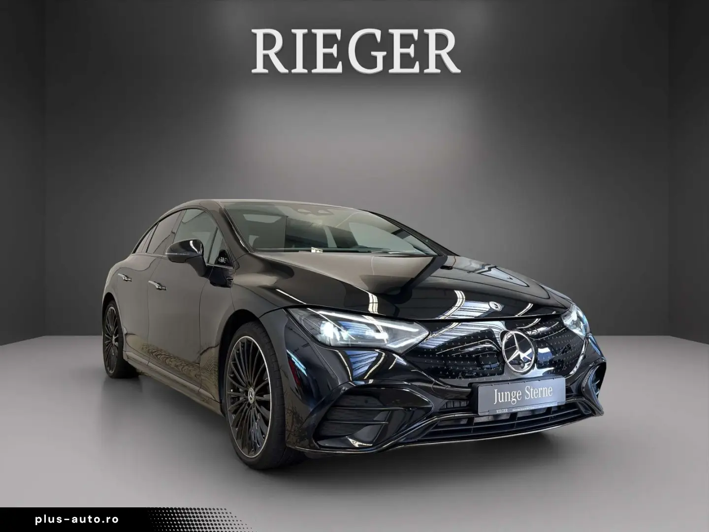 MERCEDES-BENZ EQE 300 AMG Pano HUD Airmatic AHK NIGH&hellip;