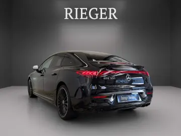 MERCEDES-BENZ EQE 300 AMG Pano HUD Airmatic AHK NIGH&hellip;